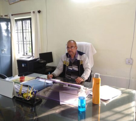 Mr. Dhruv Narayan